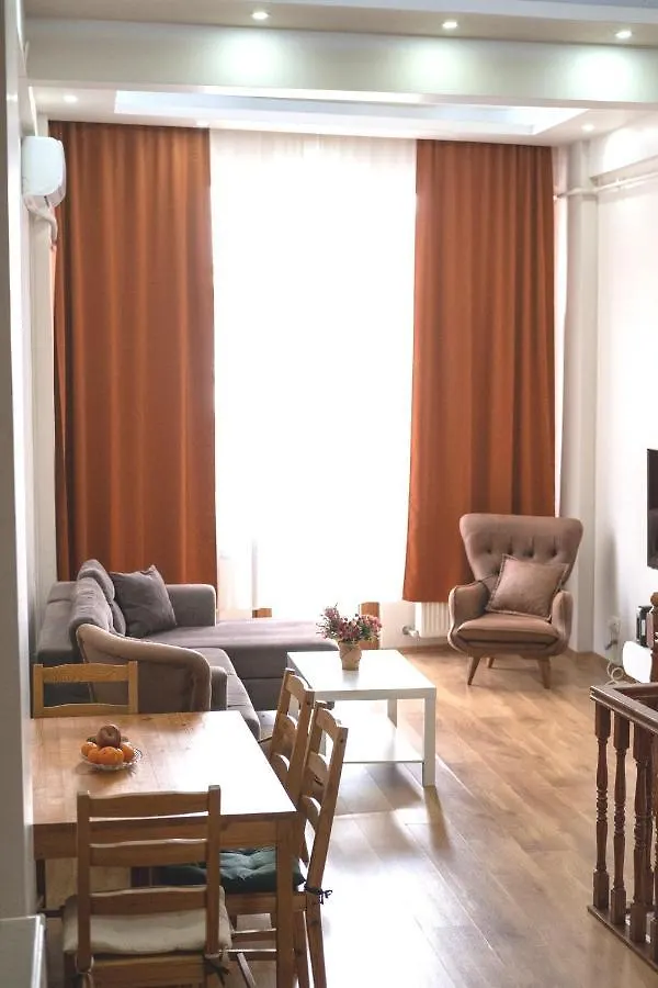 شقة Garden Duplex With Netflix Close To Taksim,Bomonti اسطنبول 0*,