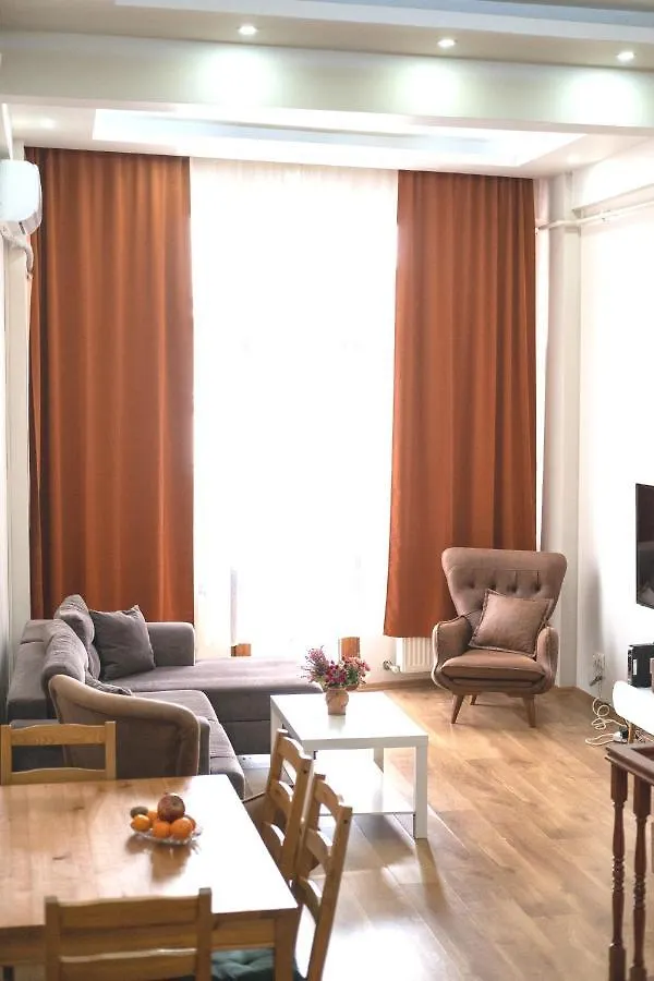شقة Garden Duplex With Netflix Close To Taksim,Bomonti اسطنبول
